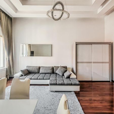 Basilika View Imperial Suite -Sas Street -Need Reservation For Free Parking Budapest Exterior photo
