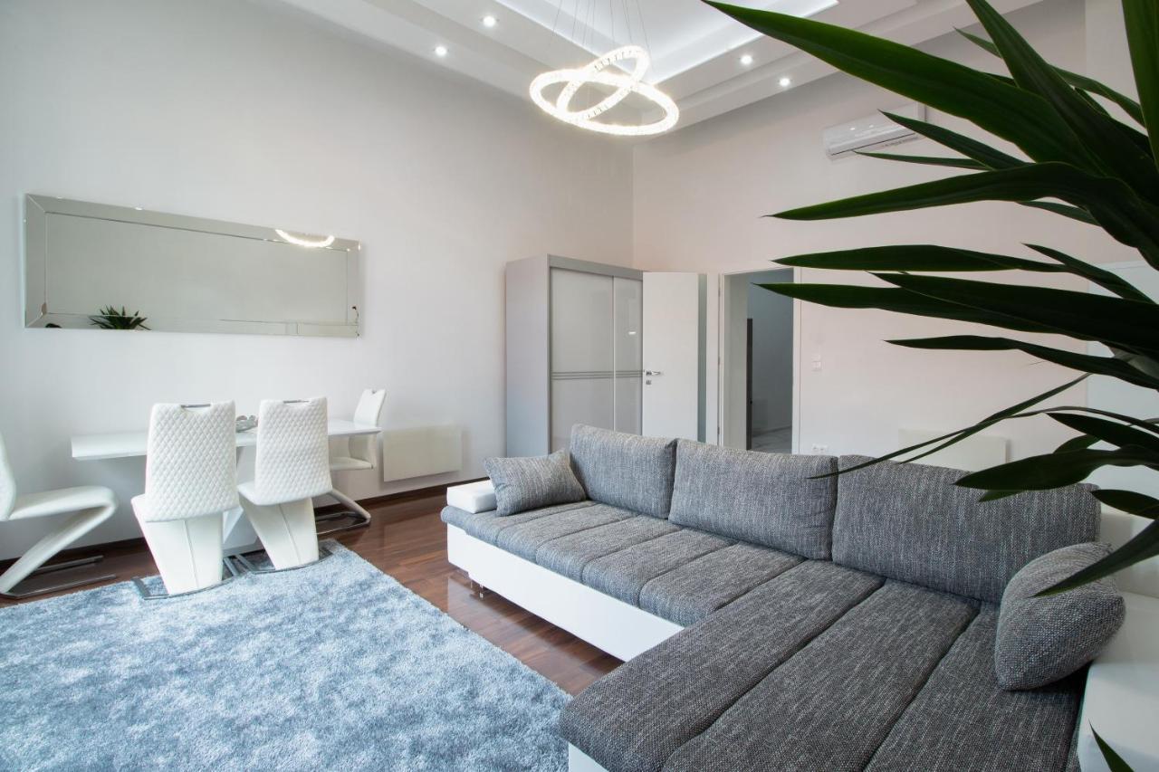 Basilika View Imperial Suite -Sas Street -Need Reservation For Free Parking Budapest Exterior photo