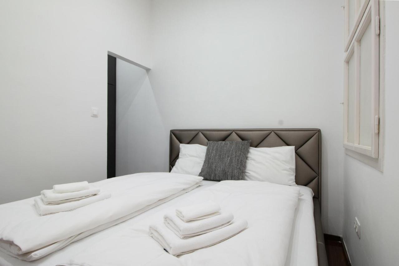 Basilika View Imperial Suite -Sas Street -Need Reservation For Free Parking Budapest Exterior photo